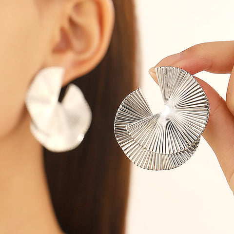 Vintage Irregular Alloy Fan-Shaped Earrings for Women